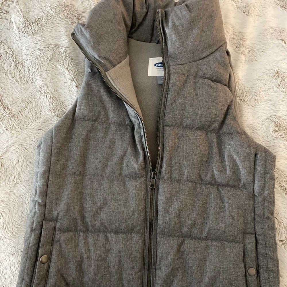 OLD NAVY Puffer Vest
